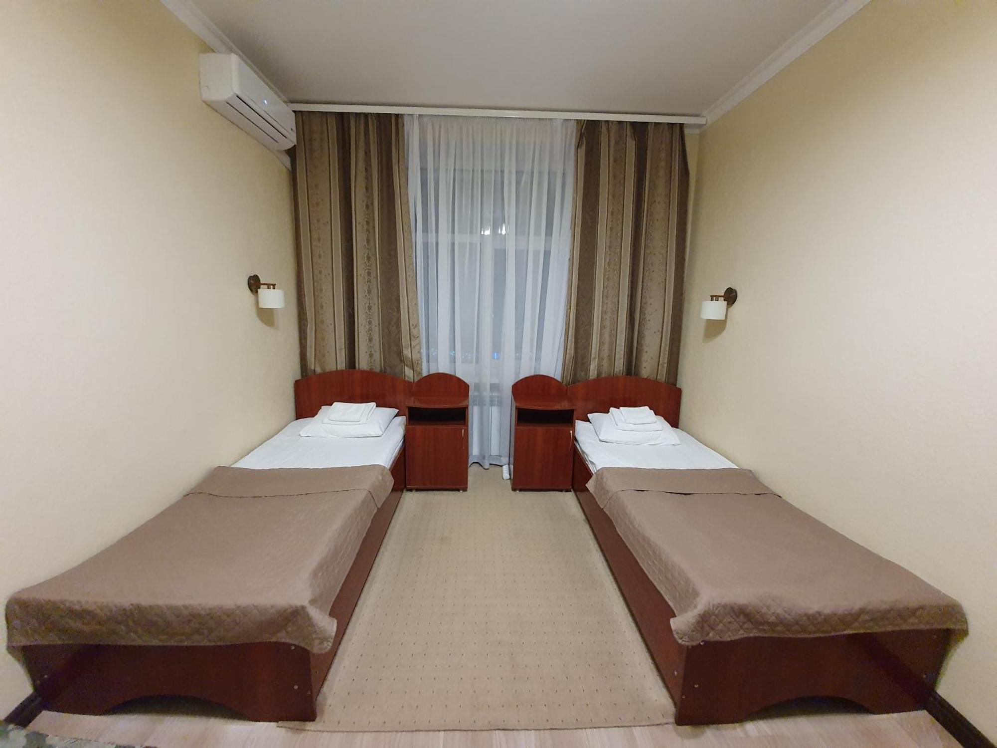 Hotel Sluch Starokostyantyniv Room photo